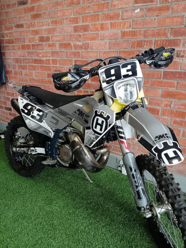 2025 Husqvarna TE150 - Image 2