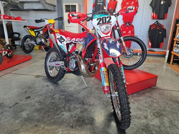 2023 GASGAS EC250 - Image 4