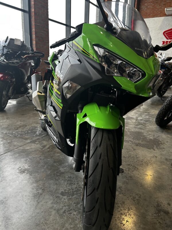 2018 Kawasaki Ninja 400 - Image 4