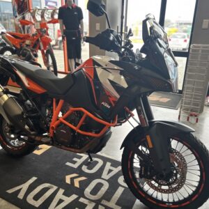 2020 KTM 1290R