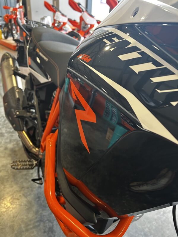 2014 KTM 1190 - Image 3