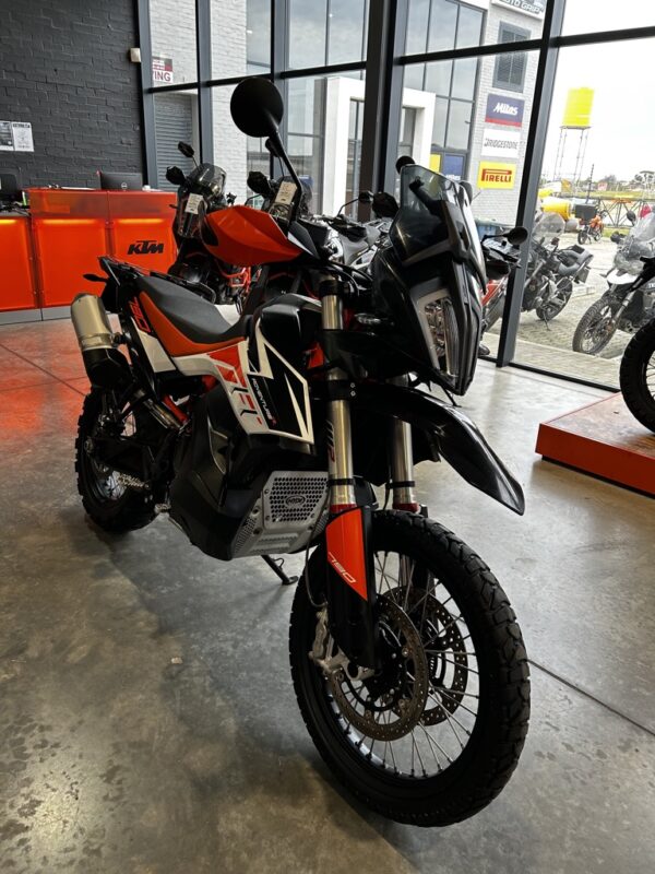 2019 KTM 790R - Image 4