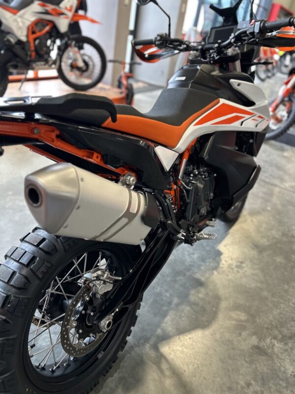 2019 KTM 790R - Image 3