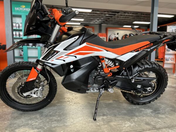 2019 KTM 790R - Image 2