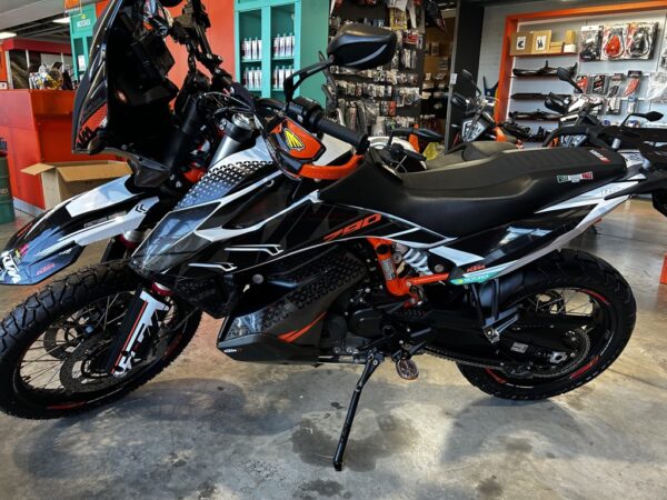2019 KTM 790R - Image 5