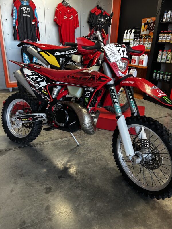 2023 GAS GAS EC300