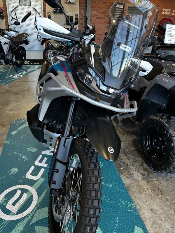 2025 CF Moto 800MT - Image 4