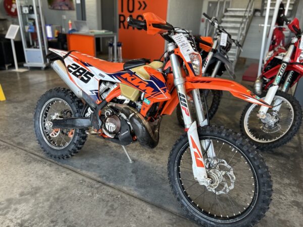 2023 KTM 300