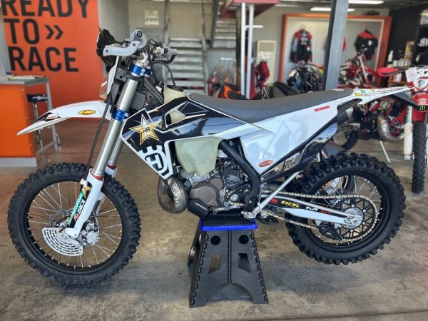 2022 TE300 Rockstar Edition - Image 3