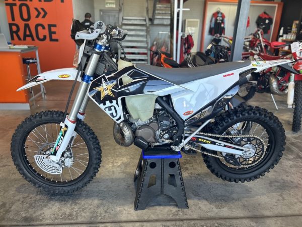 2022 TE300 Rockstar Edition - Image 2