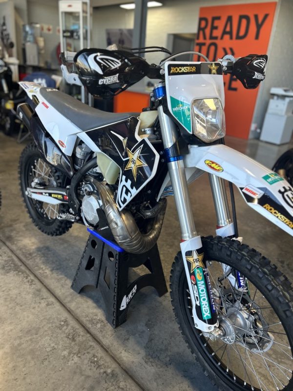2022 TE300 Rockstar Edition