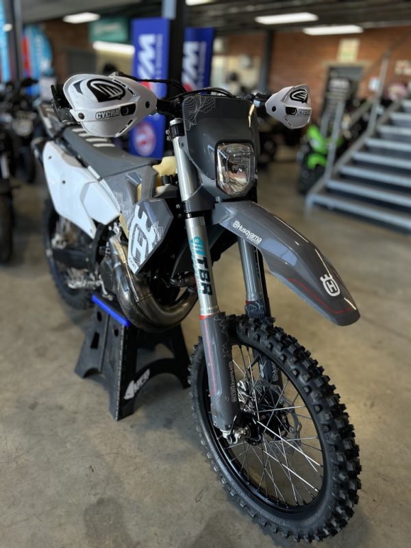 2024 Husqvarna TE 300 Pro Series